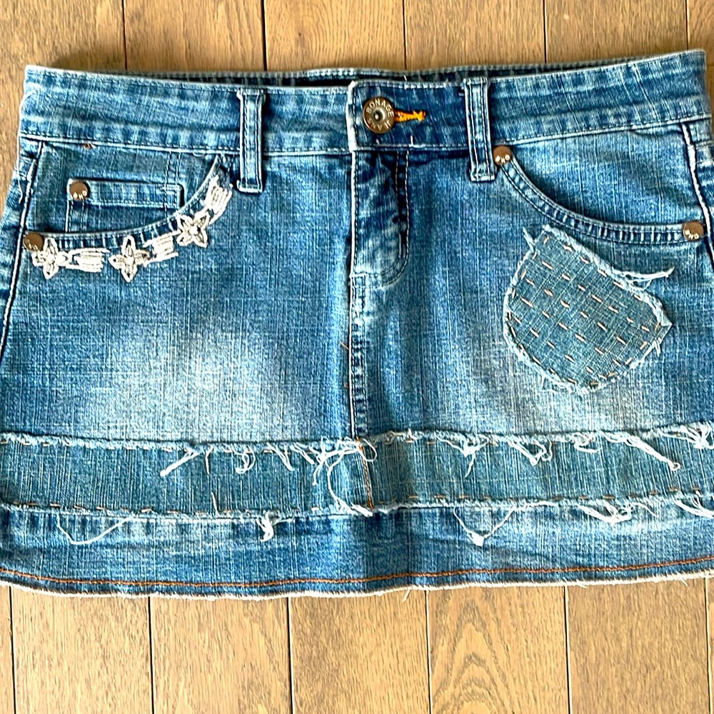 Bonage Jeans Distressed Sequin Denim Mini Skirt Patchwork Low Rise Stretchy 9/10 - Picture 5 of 16